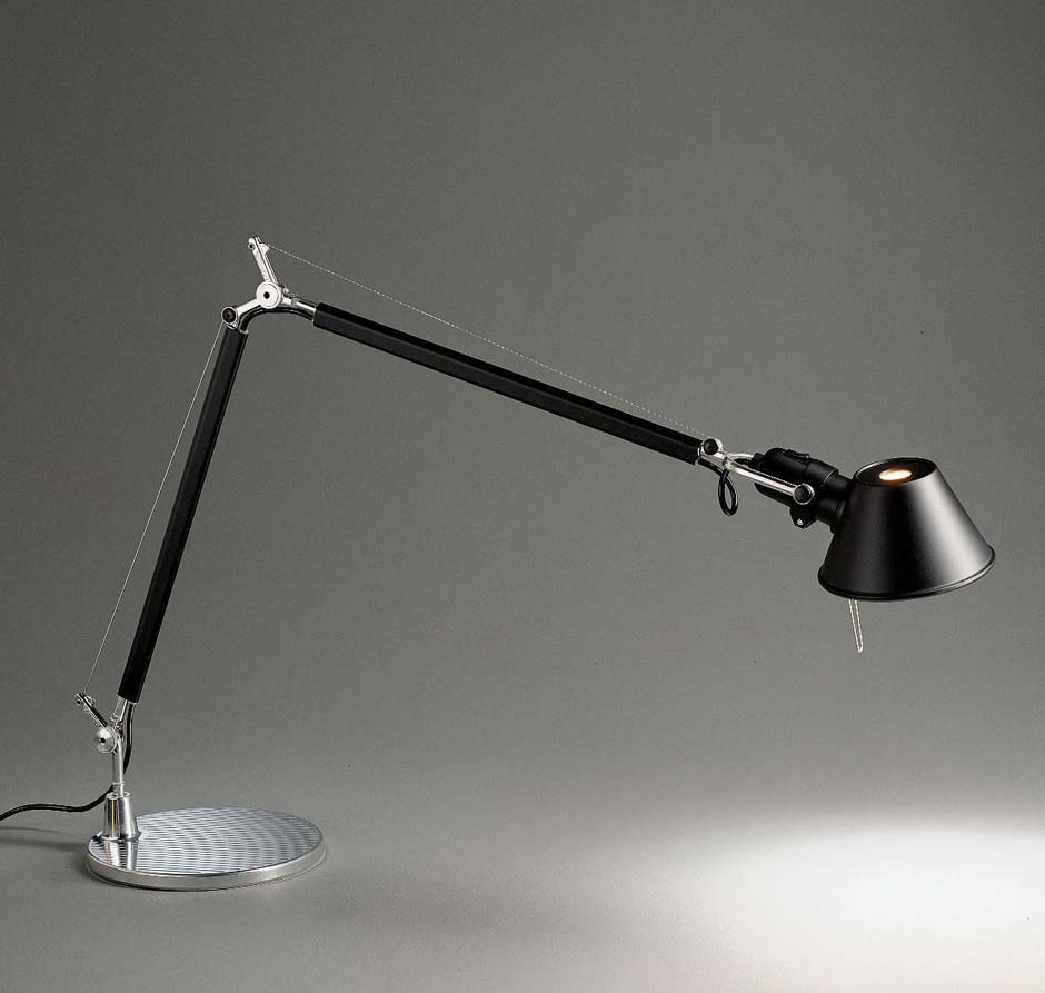 Artemide Tolomeo Tavolo mit Tischfuß