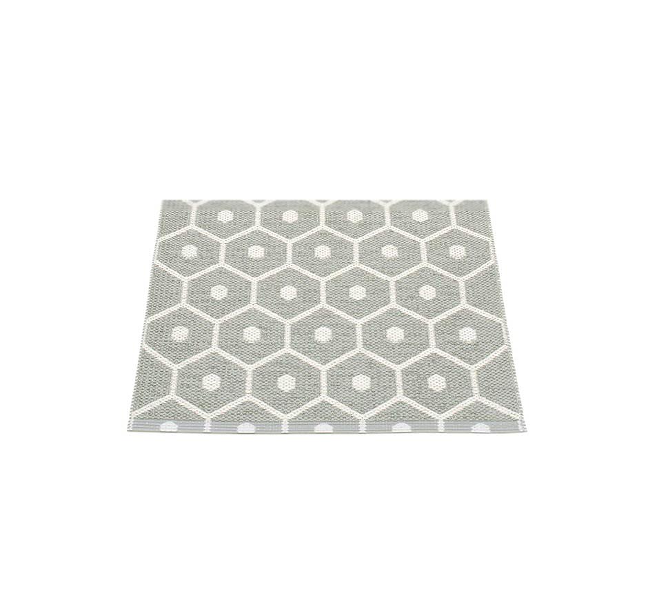 pappelina Honey Kunststoff-Teppich/Fußmatte 70 x 60 cm warmes grau/vanille