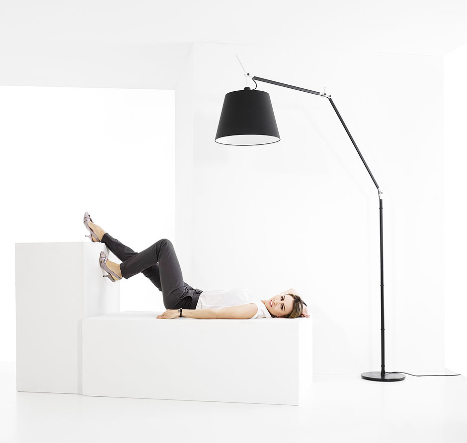 Artemide Tolomeo Mega Terra schwarz mit Schalter