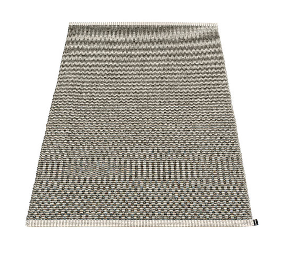 pappelina Mono Kunststoff-Teppich 85 x 160 cm charcoal/warmes grau
