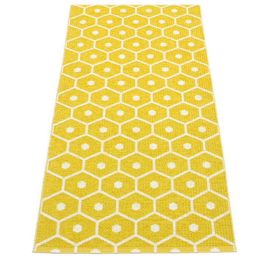 pappelina Honey Kunststoff-Teppich 70 x 160 cm senfgelb/vanille