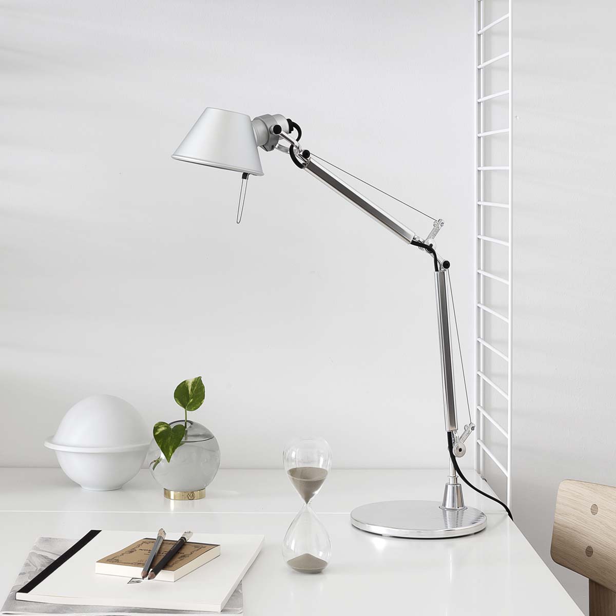 Artemide Tolomeo Tavolo mit Tischfuß